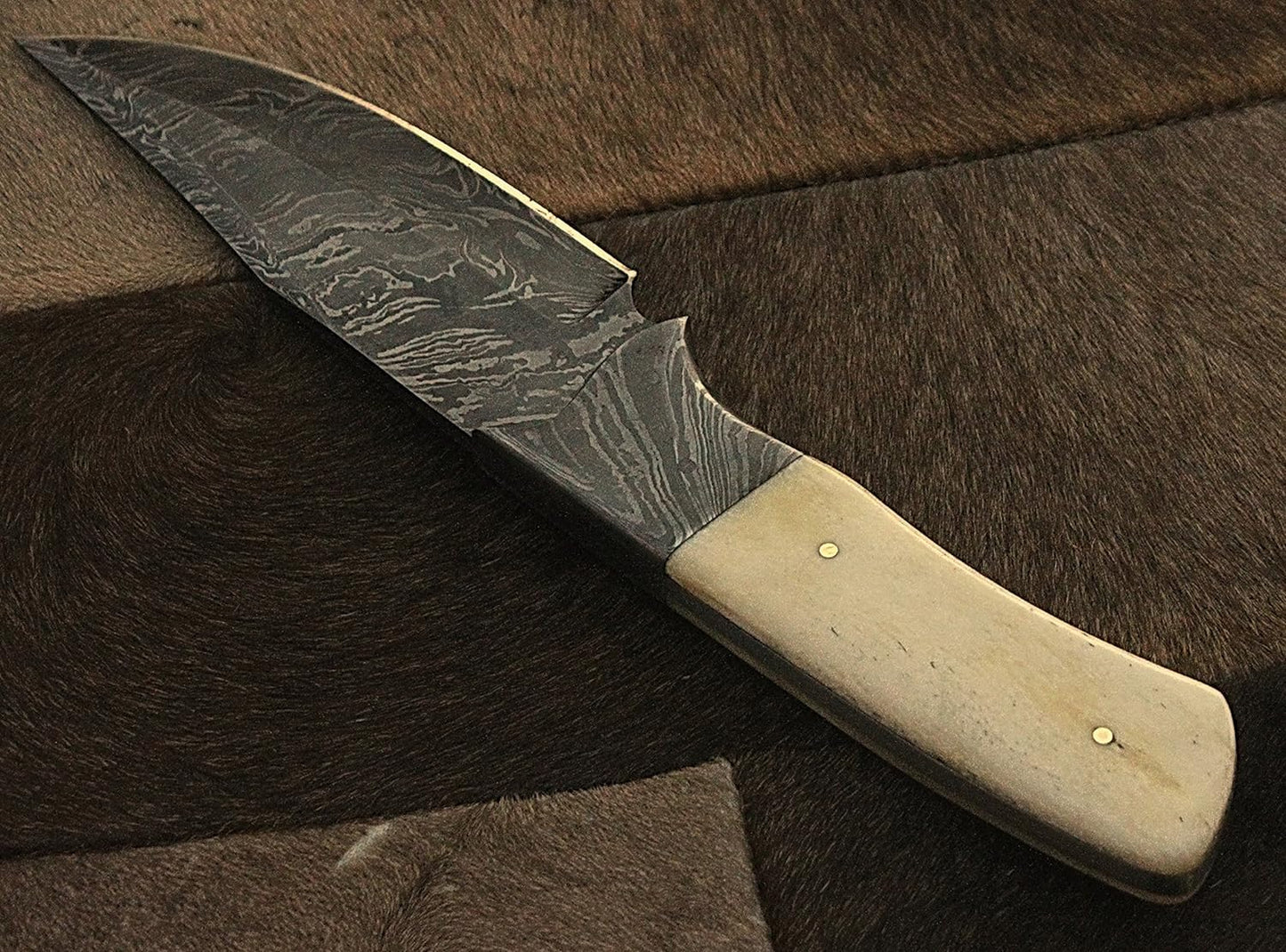 KD Hunting Knife Damascus Steel with Real Leather Sheath