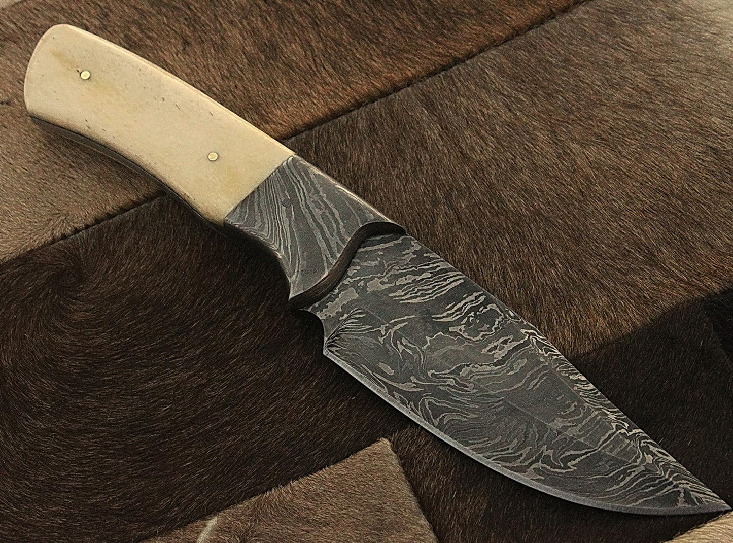 KD Hunting Knife Damascus Steel with Real Leather Sheath
